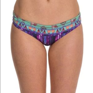 Maaji pineapple stakes swim bottoms NWT